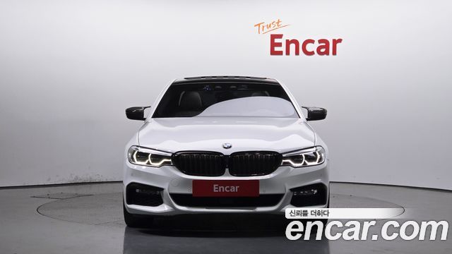 BMW 5-Series 520d xDrive M Sport Package Plus — пробег 98 584 км — фото 3 из 5