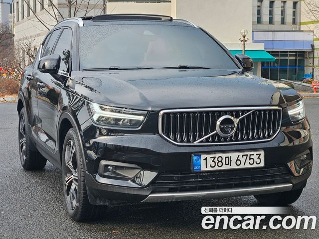 Volvo XC40 B4 Inscription — пробег 39 703 км — фото 2 из 5