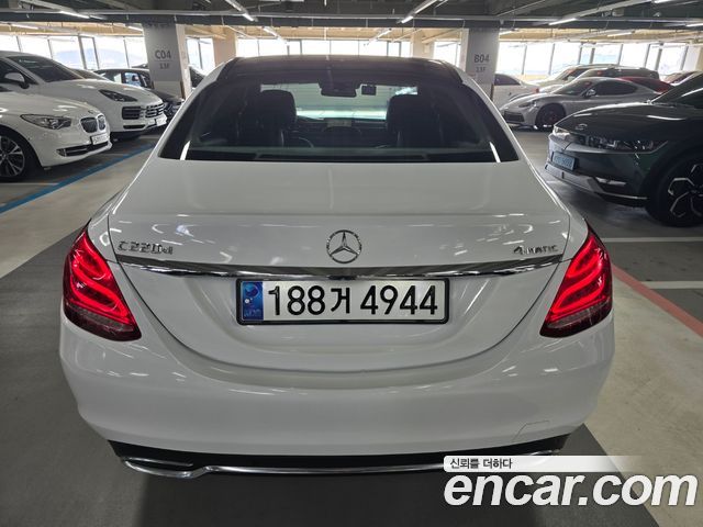 Mercedes-Benz C-Class C220 d 4MATIC — пробег 69 724 км — фото 4 из 5