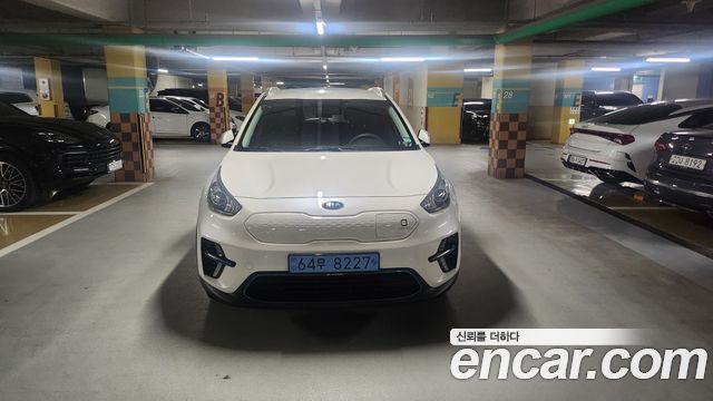 Kia Niro Taxi — пробег 261 500 км — фото 1 из 5