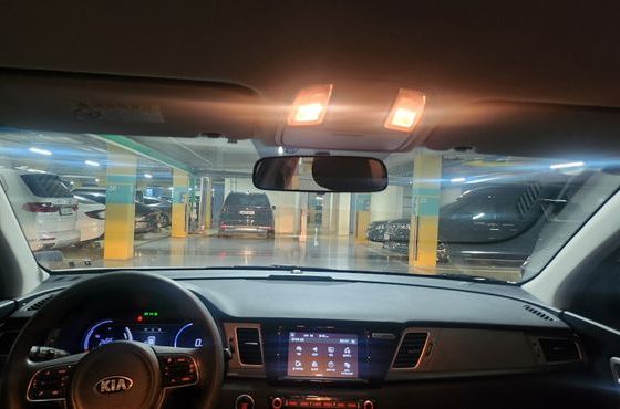 Kia Niro Taxi — пробег 261 500 км — фото 5 из 5