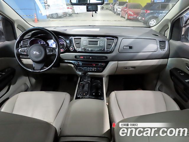 Kia Carnival 9-seater Prestige — пробег 135 265 км — фото 5 из 5