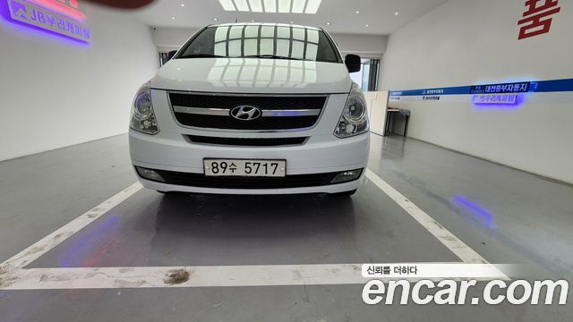 Hyundai Starex 3-Seater VAN CVX Luxury — пробег 180 373 км — фото 2 из 5