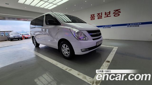 Hyundai Starex 3-Seater VAN CVX Luxury — пробег 180 373 км — фото 3 из 5