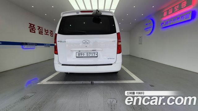 Hyundai Starex 3-Seater VAN CVX Luxury — пробег 180 373 км — фото 4 из 5
