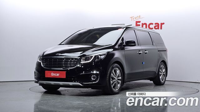 Kia Carnival 7-seater Limousine VIP — пробег 67 629 км — фото 1 из 5