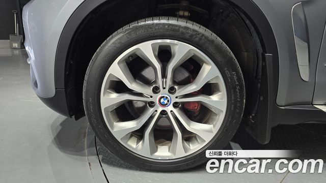 BMW X6 xDrive 30d — пробег 152 107 км — фото 5 из 5