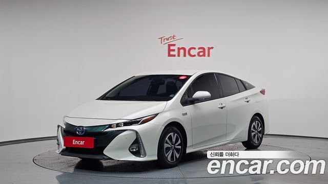 Toyota Prius из Кореи Encar
