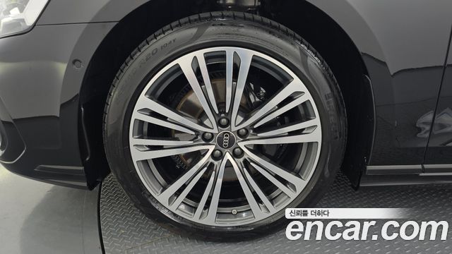 Audi A8 из Кореи Encar