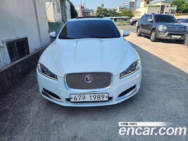 Jaguar XF 2.0 Luxury X250 — пробег 121 349 км — фото 2 из 5