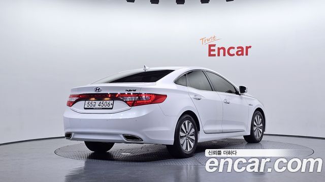 Hyundai Grandeur Premium — пробег 101 281 км — фото 2 из 5