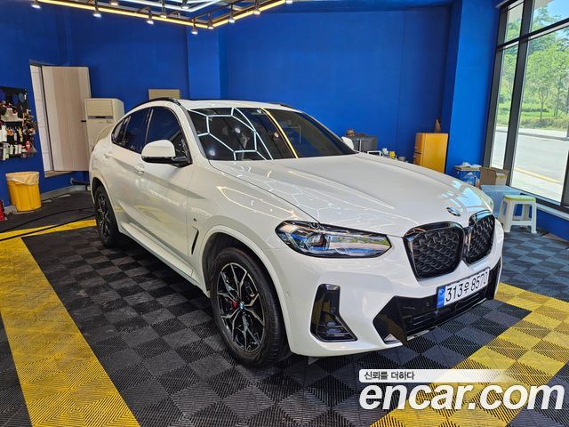 BMW X4 xDrive20i M Sports Pro — пробег 31 000 км — фото 2 из 5