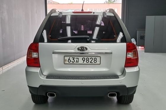 Kia Sportage Gasoline 2WD TLX Deluxe — пробег 188 376 км — фото 4 из 5