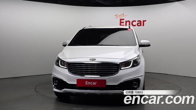 Kia Carnival 9-seater Noblesse — пробег 84 900 км — фото 3 из 5