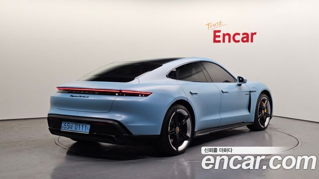 Porsche Taycan Turbo S — пробег 38 227 км — фото 2 из 5