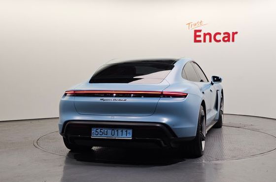 Porsche Taycan Turbo S — пробег 38 227 км — фото 4 из 5