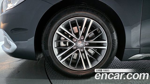 Hyundai Grandeur 2.4 Premium — пробег 115 660 км — фото 5 из 5