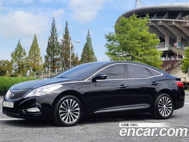 Hyundai Grandeur HG300 Exclusive — пробег 167 000 км — фото 3 из 5