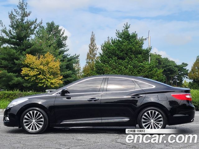 Hyundai Grandeur HG300 Exclusive — пробег 167 000 км — фото 4 из 5
