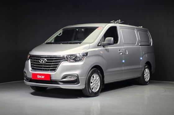 Hyundai Starex Van 3-Seater Smart — пробег 54 582 км — фото 1 из 5