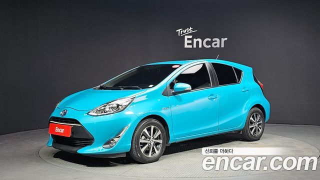 Toyota Prius 1.5 — пробег 63 916 км — фото 1 из 5