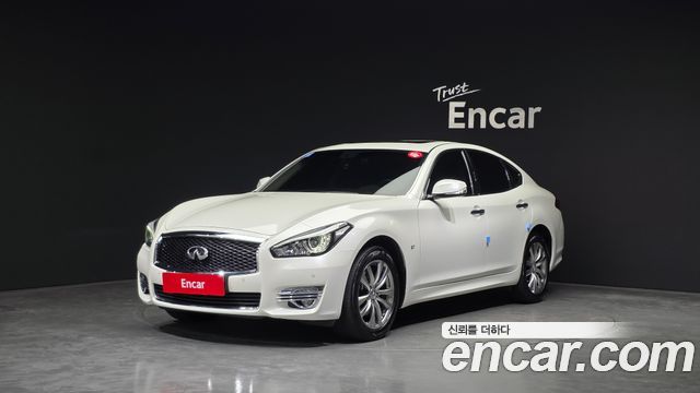 Infiniti Q70 3.7 AWD — пробег 107 344 км — фото 1 из 5