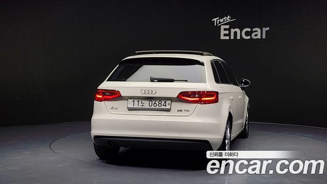 Audi A3 25 TDI Dynamic Sportback 8V — пробег 79 380 км — фото 4 из 5