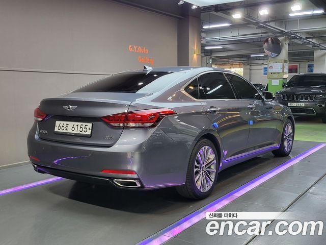 Hyundai Genesis из Кореи Encar