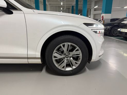 Genesis GV70 2.5T Gasoline 2WD — пробег 26 000 км — фото 4 из 5
