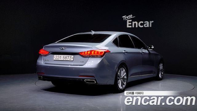Hyundai Genesis из Кореи Encar