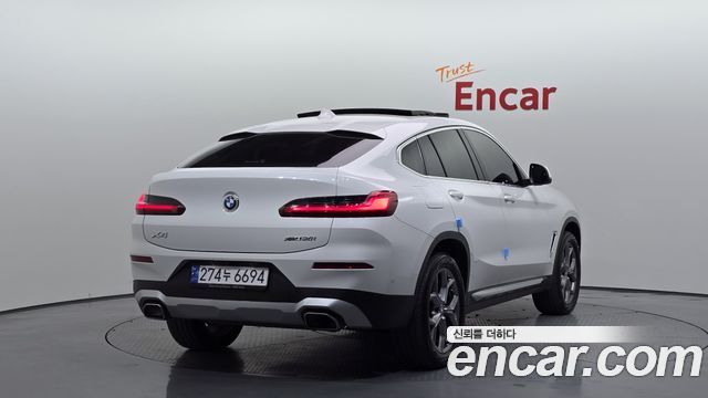 BMW X4 xDrive20i xLine — пробег 53 745 км — фото 2 из 5