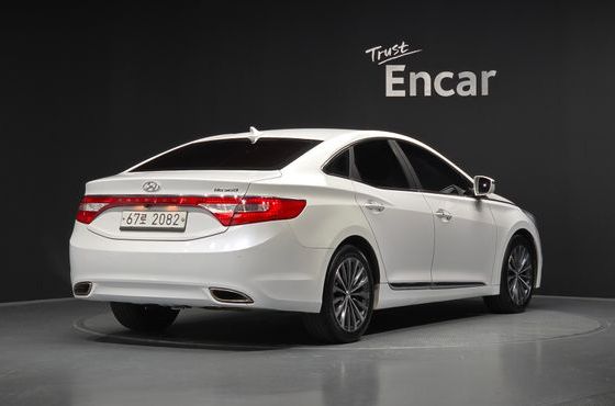 Hyundai Grandeur HG300 Premium — пробег 215 660 км — фото 2 из 5