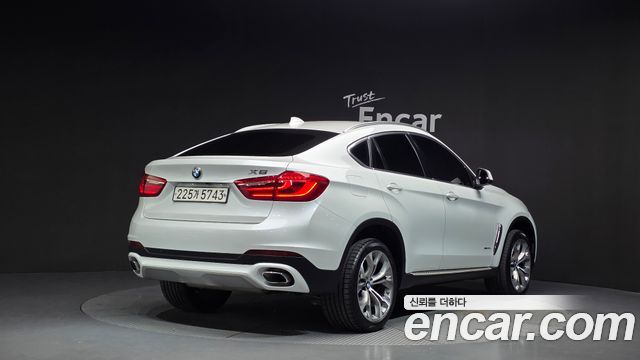BMW X6 xDrive 30d — пробег 90 126 км — фото 2 из 5