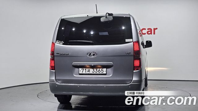 Hyundai Starex Wagon 11-Seater Smart — пробег 47 323 км — фото 4 из 5