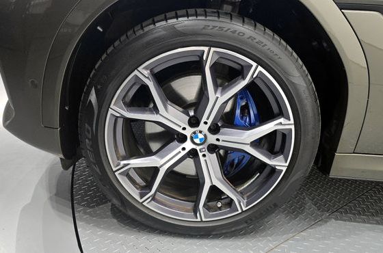 BMW X6 xDrive40i M Sport — пробег 14 959 км — фото 5 из 5