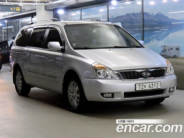 Kia Carnival Grand Carnival GLX Deluxe — пробег 117 613 км — фото 1 из 5