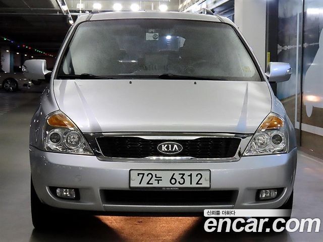 Kia Carnival Grand Carnival GLX Deluxe — пробег 117 613 км — фото 2 из 5