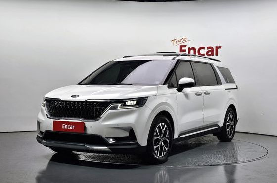 Kia Carnival 9-Seater Signature — пробег 72 956 км — фото 1 из 5