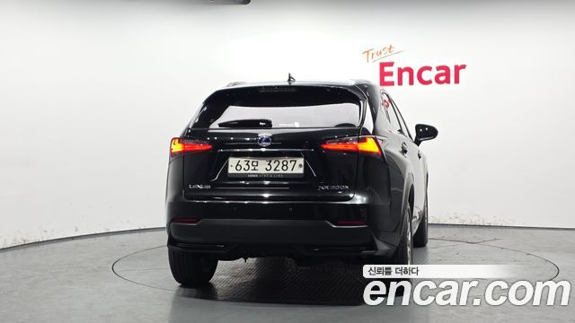 Lexus NX Supreme — пробег 62 924 км — фото 4 из 5