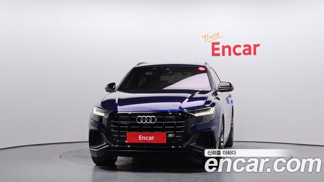 Audi Q8 55 TFSI Quattro Premium — пробег 43 383 км — фото 3 из 5