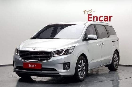 Kia Carnival 11-seater Prestige — пробег 106 945 км — фото 1 из 5