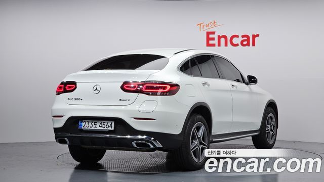 Mercedes-Benz GLC-Class GLC300e 4MATIC Coupe — пробег 18 863 км — фото 2 из 5