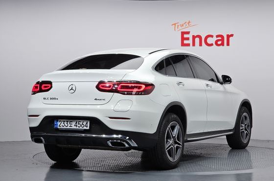 Mercedes-Benz GLC-Class GLC300e 4MATIC Coupe — пробег 18 863 км — фото 2 из 5