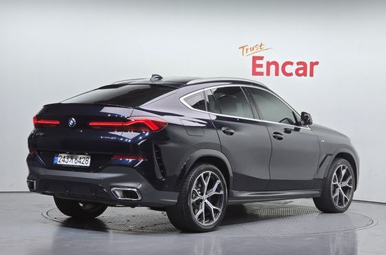 BMW X6 xDrive40i M Sport — пробег 119 648 км — фото 2 из 5