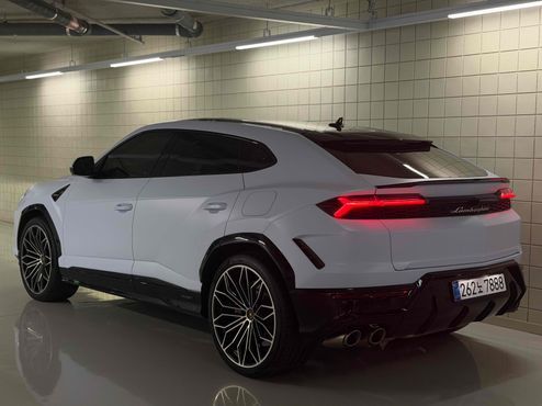 Lamborghini Urus 4.0 V8 SE — пробег 76 км — фото 4 из 5