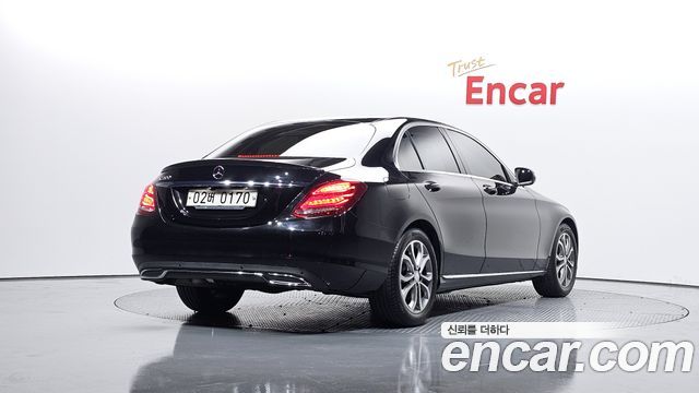 Mercedes-Benz C-Class из Кореи Encar