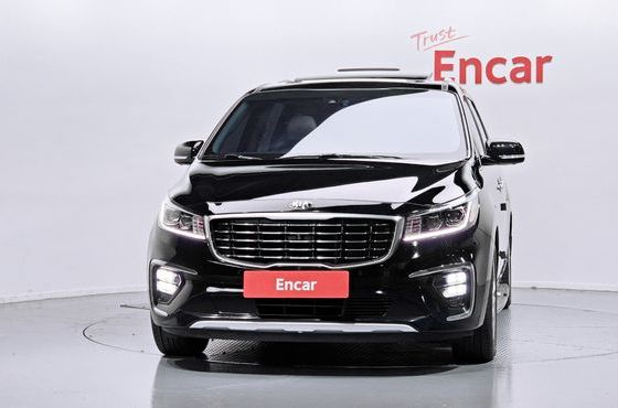 Kia Carnival 9-Seater Noblesse Special — пробег 249 910 км — фото 3 из 5