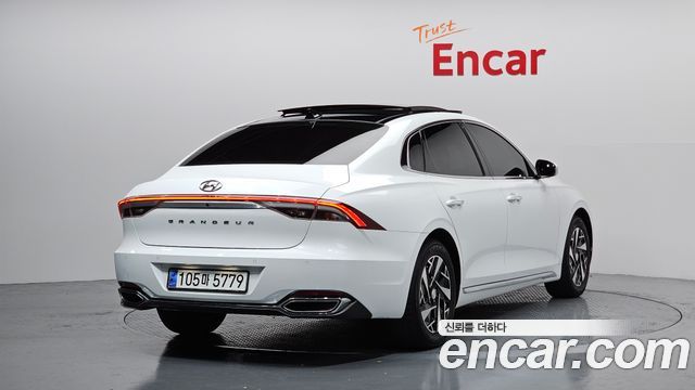 Hyundai Grandeur Premium Choice — пробег 128 489 км — фото 2 из 5