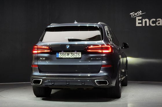 BMW X5 xDrive 45e M Sport — пробег 128 236 км — фото 4 из 5