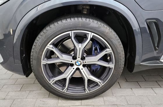 BMW X5 xDrive 45e M Sport — пробег 128 236 км — фото 5 из 5